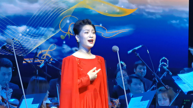 西安音乐学院声乐系贺艳毕业音乐会成功举办