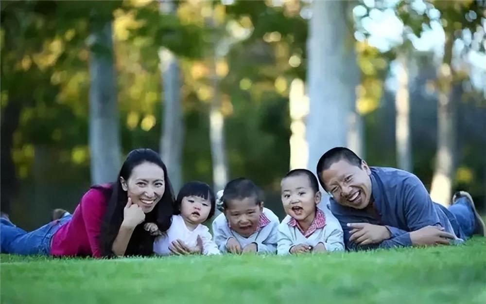 纪实 李一诺18岁保送清华 4年生3娃 成替世界首富花钱的女人 腾讯新闻