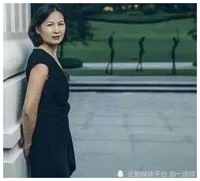 华为任正非的第二任太太姚凌与丈夫离婚后她与女儿生活得怎么样