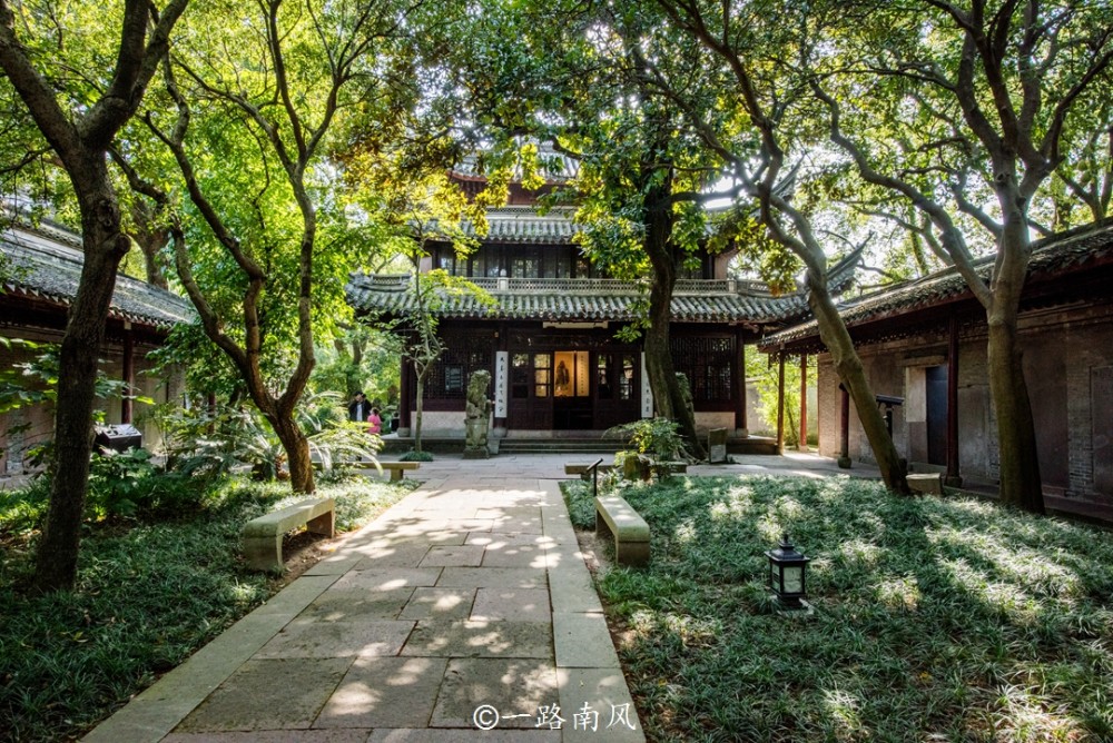 宁波第一园林与苏州园林齐名内有皇家藏书楼模仿者众多