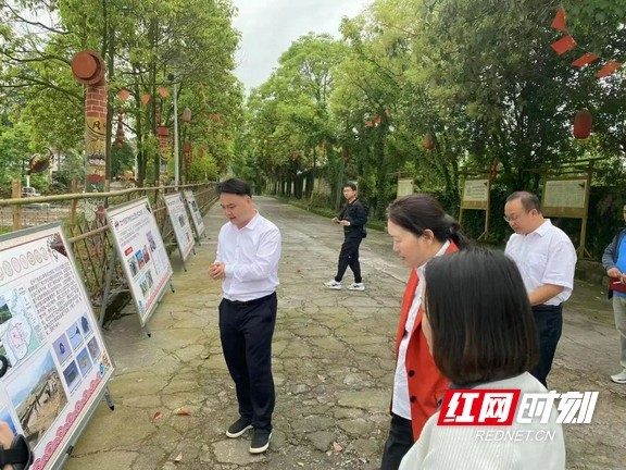 省文旅厅来湘西办理省人大代表建议 指导凤凰古城国家5A景区创建_腾讯新闻