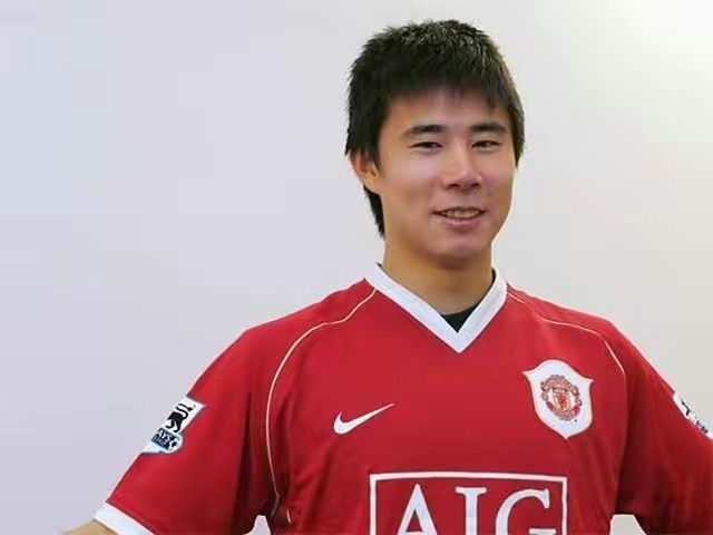 在比利时踢过球的中国球员_中国在日本踢球的球员_在南美踢球的中国球员
