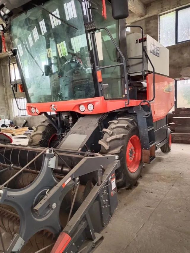 2020年极品准新车/久保田pro1108/ 工作100多小时,新车状态,三大件