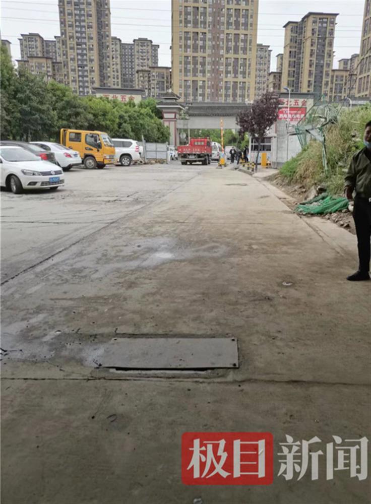 北京本轮感染者破千例14日起清华大学校门“不进不出”