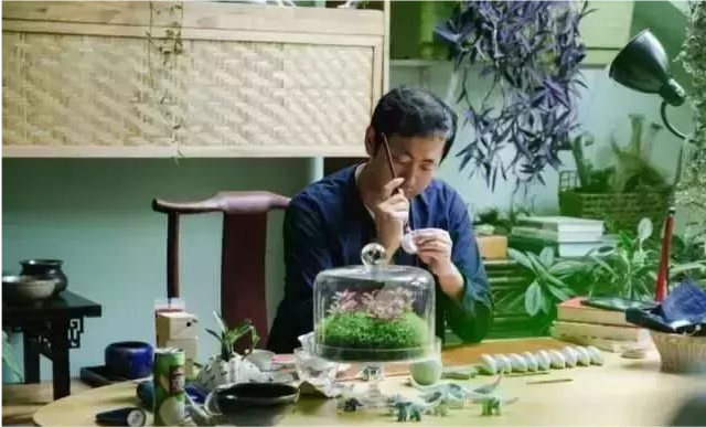 水哥王昱珩神话般存在励志型人生网友却担心他靠什么挣钱