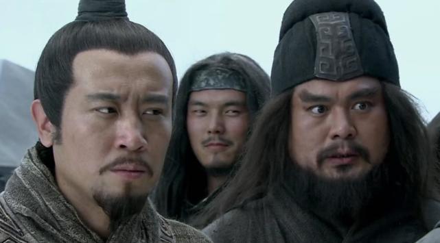 纪灵三十回合战平关羽,他的真实水平,相当于曹操手下哪些武将?