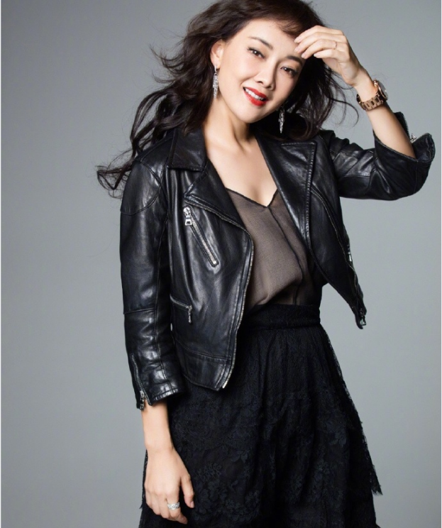 著名演员牛莉:裸婚21年,把普通丈夫当男神一样崇拜,他到底有什么魅力?