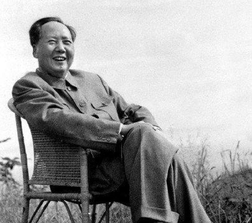 1976年毛泽东去世，他留下了6样遗产，其中百万稿费给了谁？叽里呱啦六个阶段学完学什么