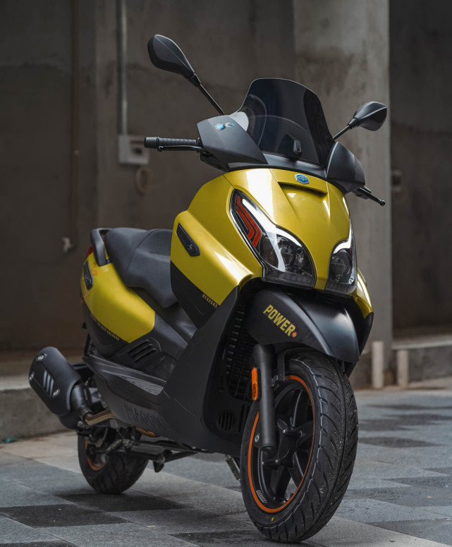 比亚乔x7 2.0版,外观优化,配置动力升级,可代步也可摩旅