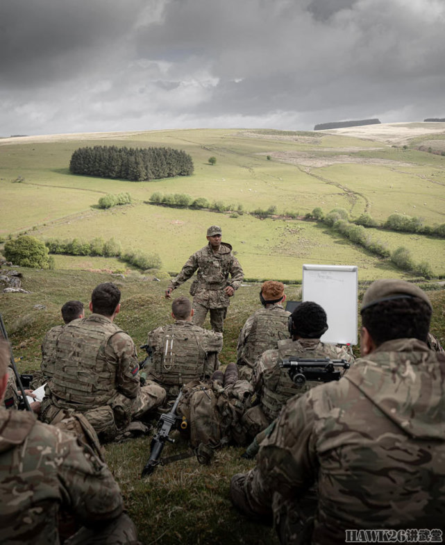 解读英国陆军威尔士近卫团机炮排训练照通用机枪小组作战细节