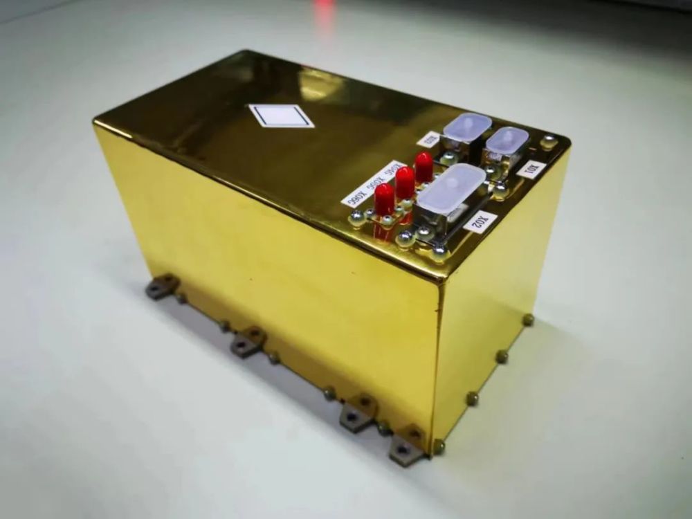 甚高精度星载铷原子钟.