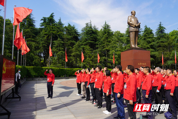 有256位民兵因公傷殘,52位民兵獻出了寶貴的生命……