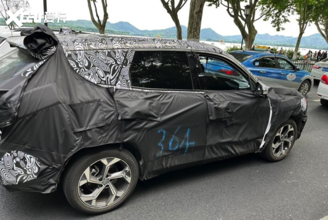 全新一代博越吉利全新suv谍照被曝光