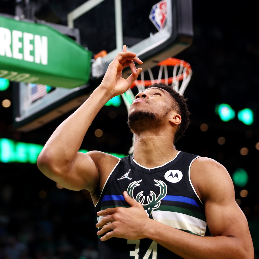 布帅热泪盈眶字母哥回应出局有一大遗憾身心疲惫腿已抬不起来