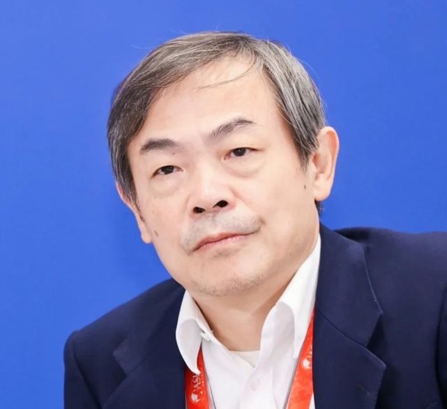 张跃:绿色转型应优先考虑建筑减碳