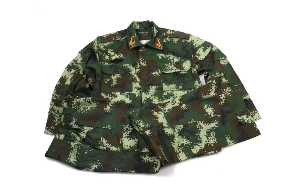 从"五大叶"到"星空"迷彩,中国迷彩服的发展史_腾讯新闻