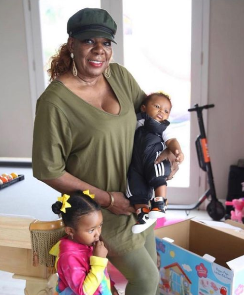 退役球星现状:尼克杨仍是帅小伙,成熟太多,大部分时