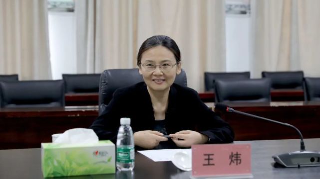 安徽省人力资源和社会保障厅党组书记王炜一行莅临安徽万通高级技工