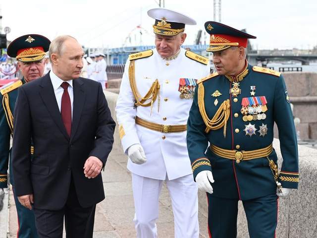 乌克兰发布“扑克通缉令”，悬赏大批俄将领，司令：跟美国学的