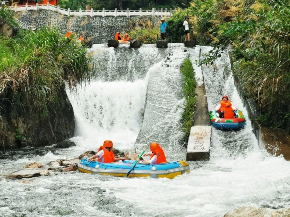 五指峰大峡谷漂流5月17号盛大开业