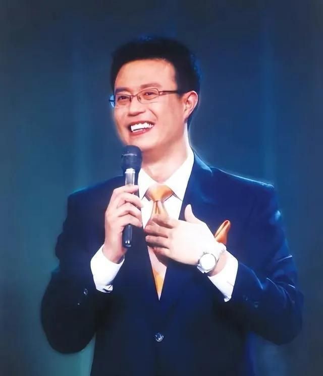 白燕升还发了音乐专辑《一生的太阳雨》.