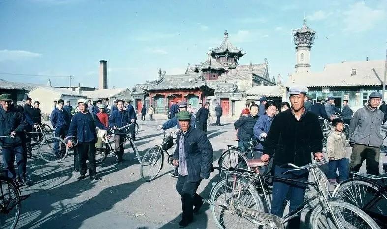 呼和浩特郊區80年代人民公社之小黑河桃花黃合少人民公社