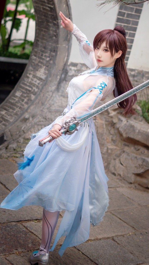 cos:永劫无间冰雁61顾清寒cos正片@苏小脸儿