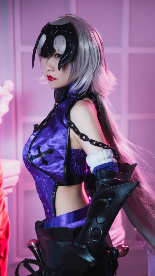 cos:fgo黑贞德cos正片