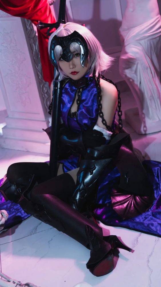 cosfgo黑贞德cos正片