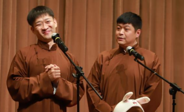 郭德纲徒弟刘云天开直播谈重回德云社：回去可以，但有一个条件_腾讯新闻