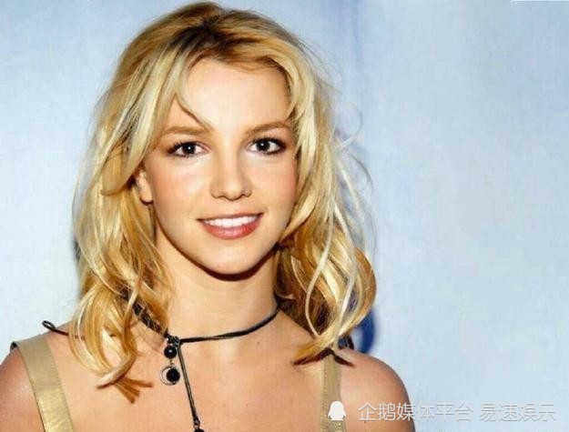 美国天后"小甜甜"布兰妮被逼节育十多年 第三度为母的美梦破碎