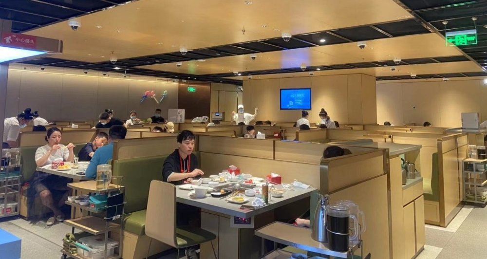海底捞郑州21家门店恢复堂食_腾讯新闻