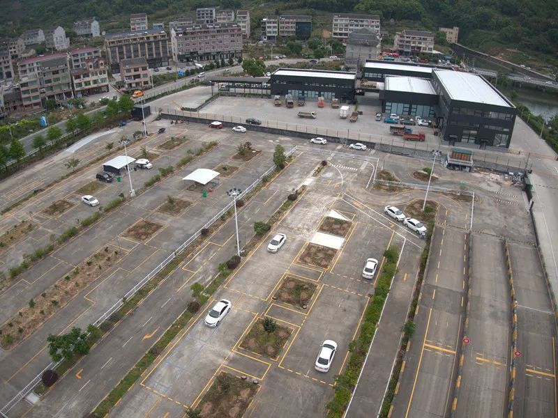 溫嶺市道路運輸事務中心相關負責人介紹,根據場地規劃,順風駕校建設