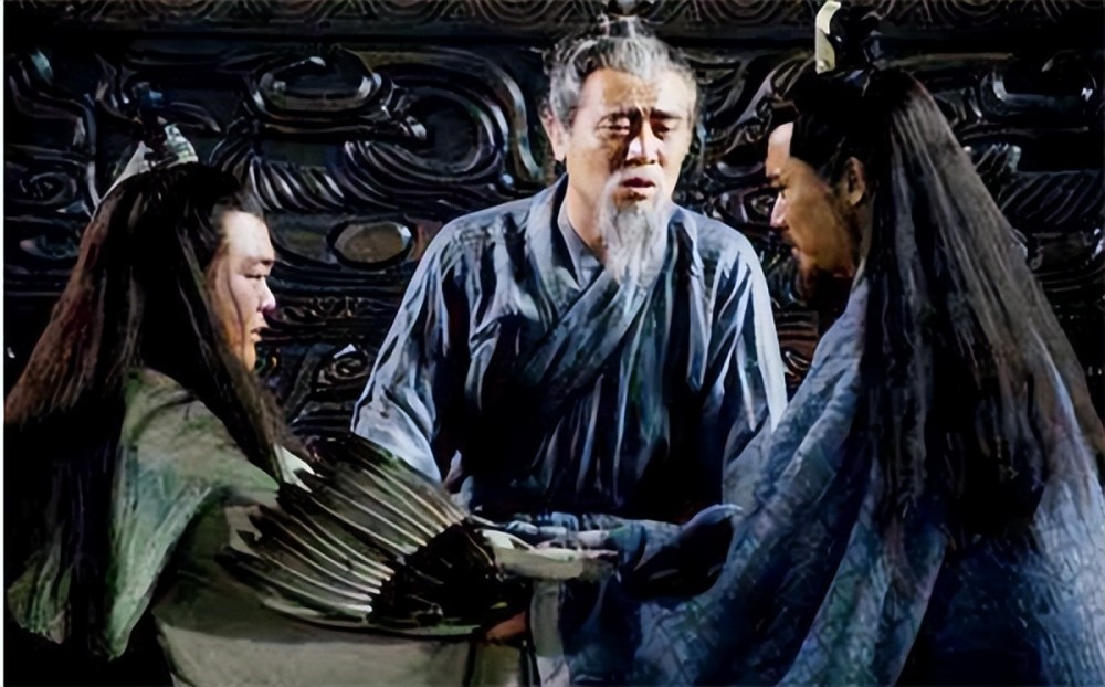 刘禅投降后写下三字司马昭放弃杀他百官不解司马昭倒着读