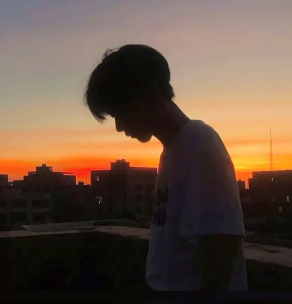 日落男生头像|夕阳无限好_腾讯新闻
