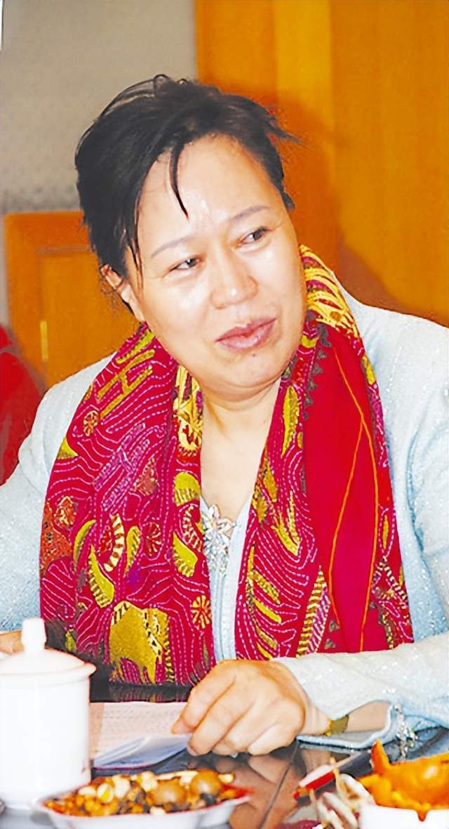 高铁一姐丁书苗的覆灭记非法牟利39亿最终被判了20年