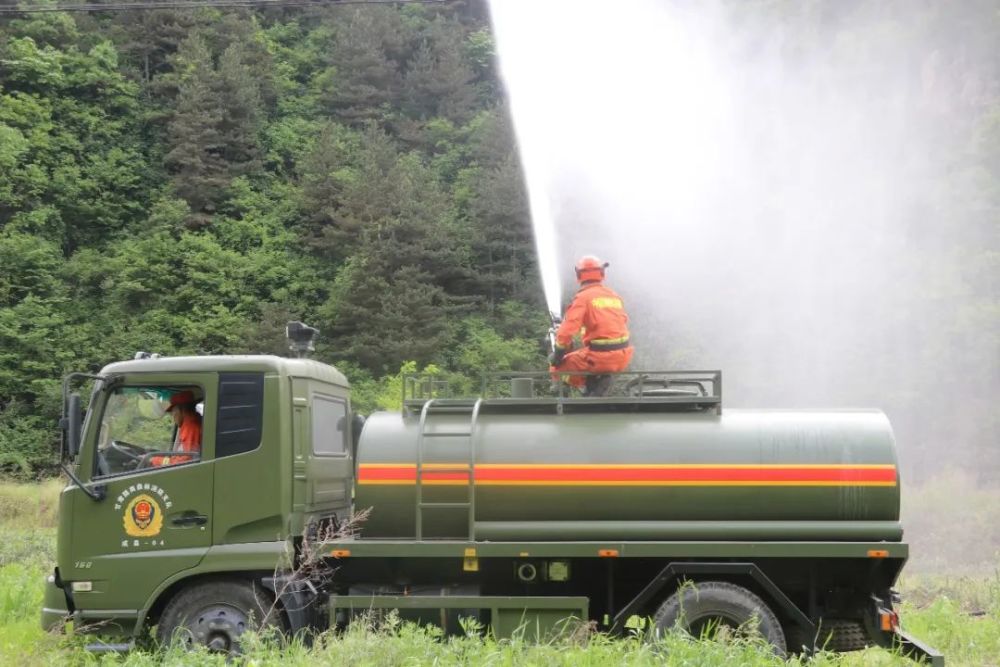 基层动态陇南森林消防装备赋能提升森林灭火攻坚能力