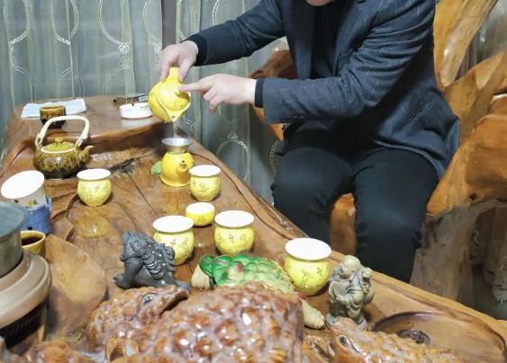 45岁山东哥们儿天天喝茶坚持十年最终彻悟2个喝茶真相