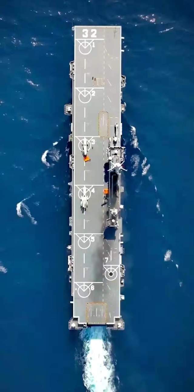 不过,即便卡-31上舰,大幅提高两栖攻击舰的预警指挥能力之后,075依然