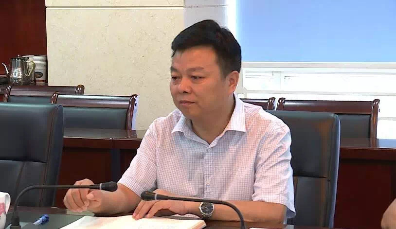 胡湘之 图/醴陵党办醴陵市委原书记,现任株洲市人民政府副秘书长