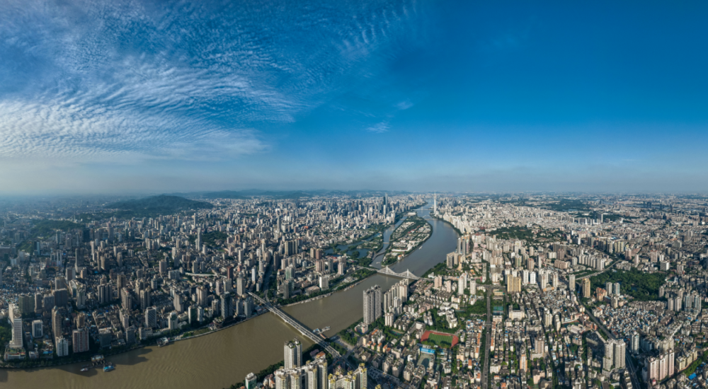 广东具体预报如下:5月19日,韶关,清远,粤西市县多云间阴天,有阵雨