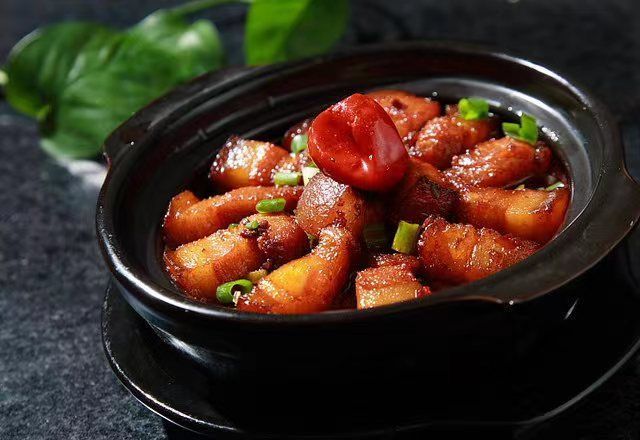 学校里的5个砂锅菜,那个能勾起你的回忆