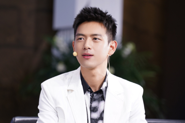 《去有风的地方》官宣,李现继《亲爱的热爱的》后,还能有爆剧吗_腾讯