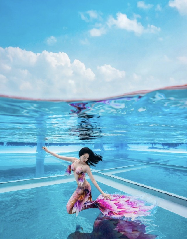 张慧雯董璇徐璐cos美人鱼,网友:徐璐的可塑性太强,楚楚惹人爱