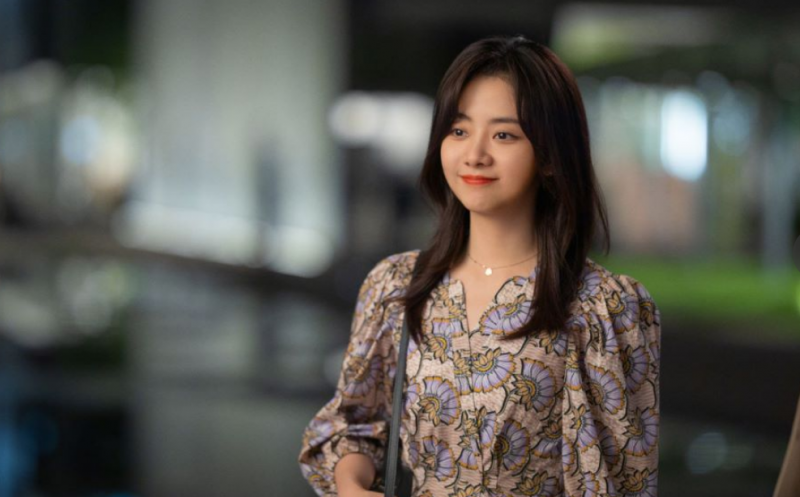 谭松韵校园脸上职场热爱让自己内心强大