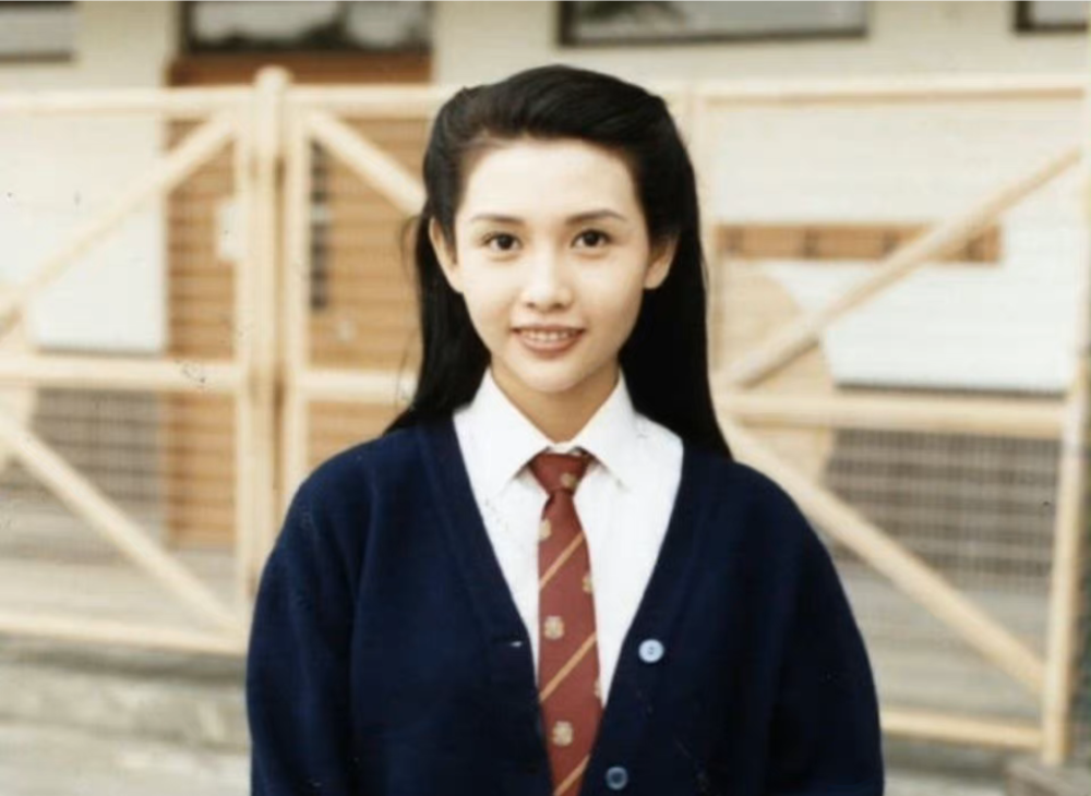 "3级片女王"邱淑贞:16岁出道,23岁爆火,31岁退圈嫁人