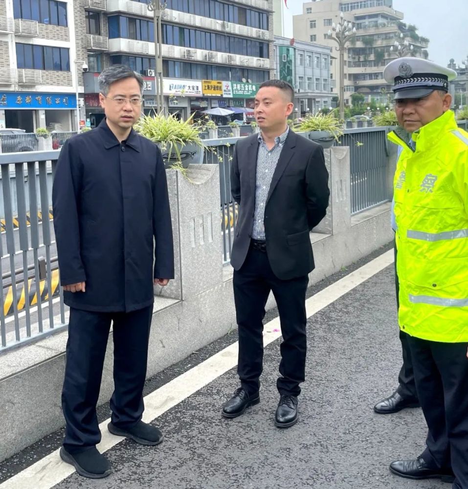 胡建平带队督导新津防汛减灾自建房屋安全隐患排查整治工作