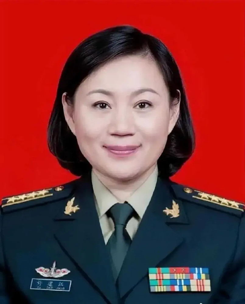 许世友上将的孙女许道江,天生丽质为人低调,任火箭军卫生局局长_腾讯