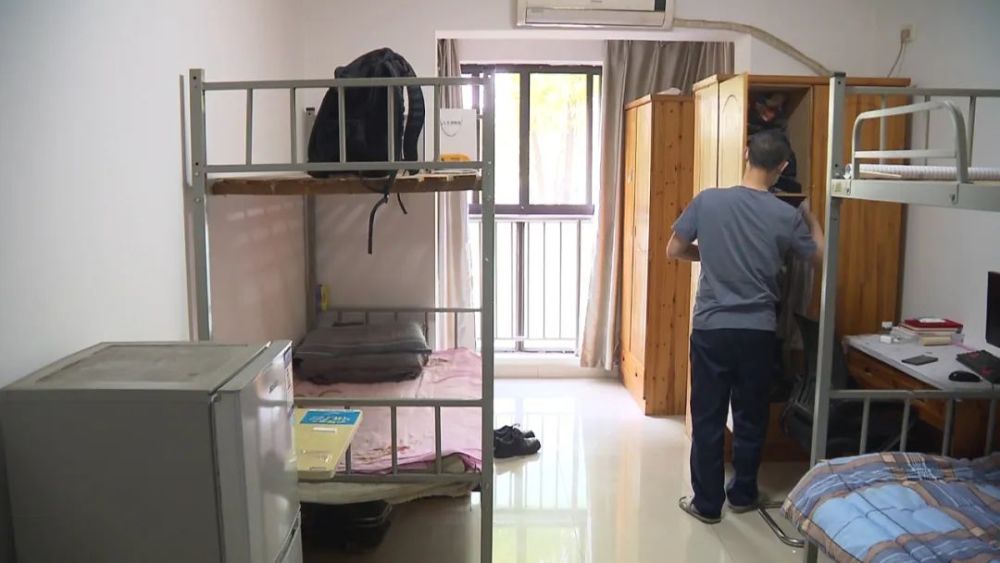 金山这里推出"员工驿站"!"点式通勤"让复工复产更温馨～_腾讯新闻