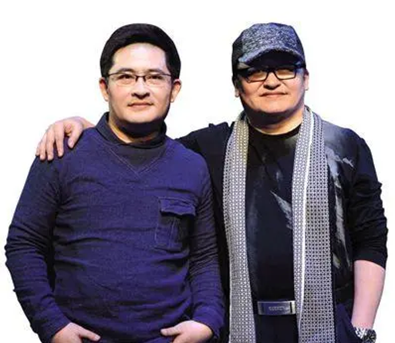 刘啸唱作《父母爱情》被李谷一赞 刘欢弟弟也能写歌_腾讯新闻